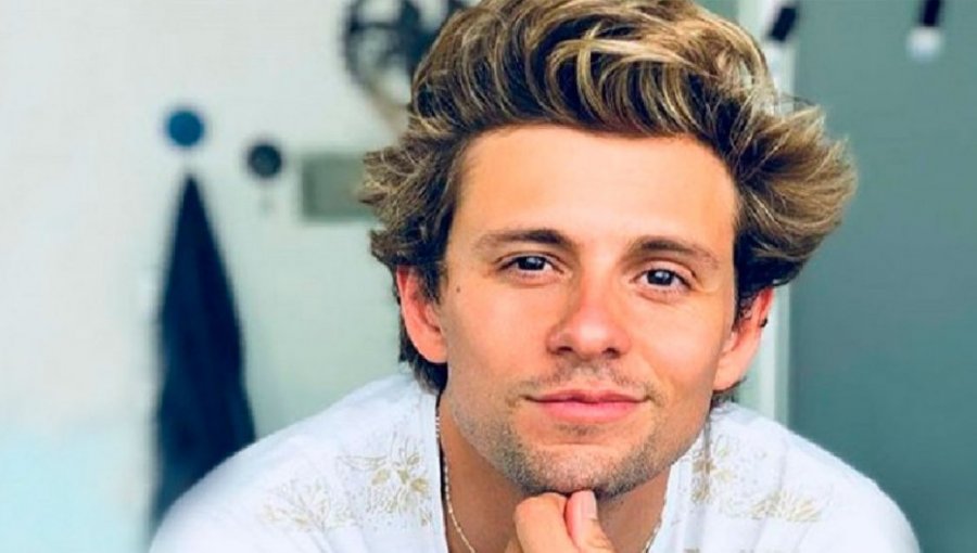 Joaquín Méndez comparte fotografía completamente desnudo en sus redes sociales