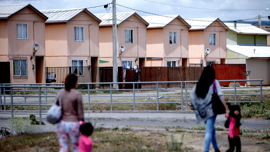 Minvu anuncia construcción de 21 mil viviendas sociales durante 2019