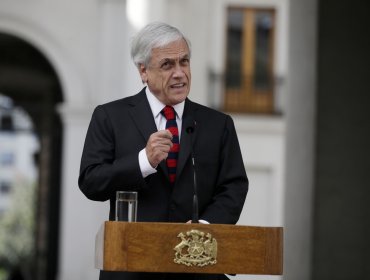 Encuesta Cadem: 58% apoya retiro de Chile de Pacto Migratorio y baja aprobación de Piñera