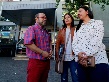 Madres de mellizos presentan recurso contra el Registro Civil por negarse a reconocerlas