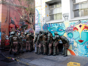 Intendente confirma que hay un menor de edad entre los detenidos por desalojo en Valparaíso