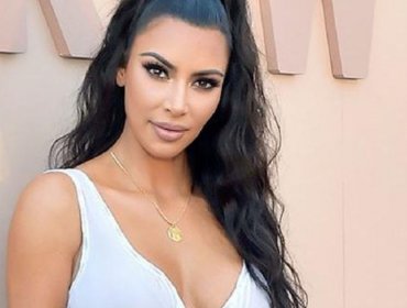 Kim Kardashian se vuelve a lucir desafiando la censura en redes sociales