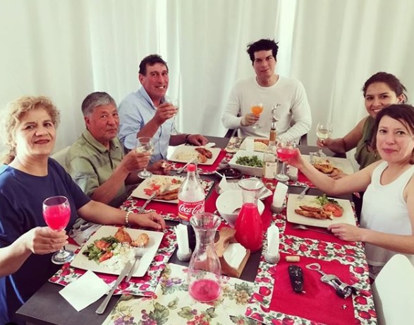 La bella postal de Navidad de Ignacio Lastra y el avance en su recuperación