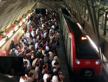 Línea 1 del Metro de Santiago se encuentra funcionando parcialmente