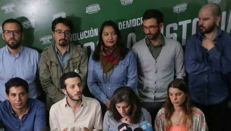 Revolución Democrática inscribe candidaturas para sus elecciones internas
