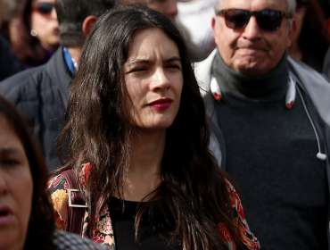 La gran polémica que se toma las redes sociales: Difunden 'fake news' de Camila Vallejo