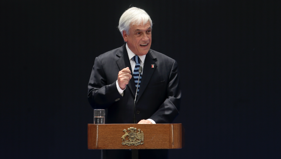 Presidente Piñera: "Apoyar al gobierno militar no es pecado ni es delito"