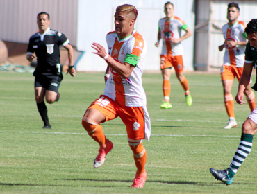 Colo-Colo anunció a Juan Carlos Gaete como su primer refuerzo para 2019