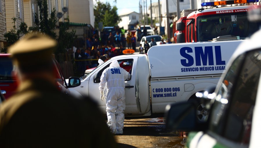 Acribillan a balazos en su propio domicilio a dos hombres en Coronel en posible ajuste de cuentas