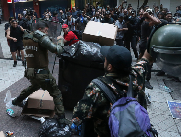 INDH repudió ataque a carabineros: "La violencia no tiene lugar en una sociedad democrática"