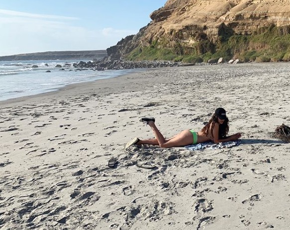 Las mejores fotos en bikini de la modelo Michelle Carvalho