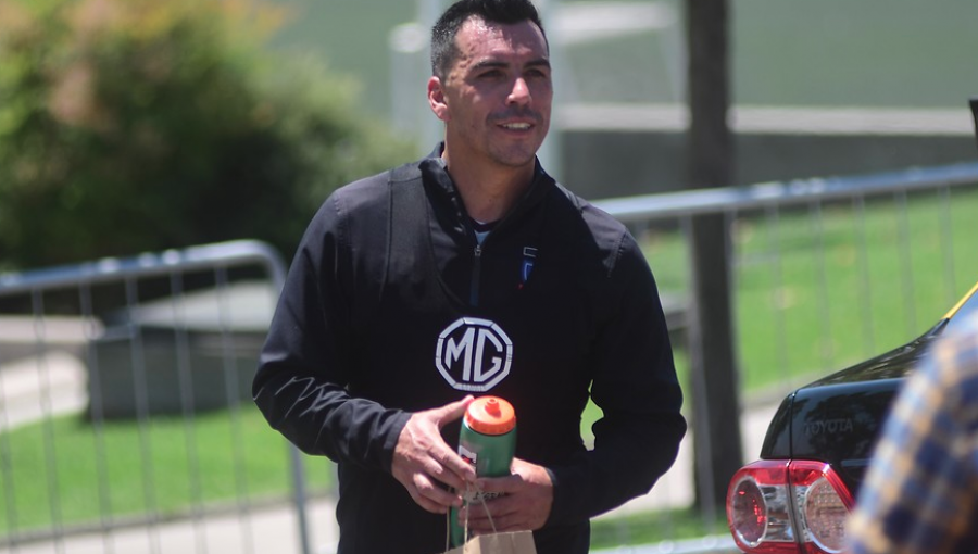 La promesa que Esteban Paredes le hizo a los hinchas de Colo-Colo para 2019