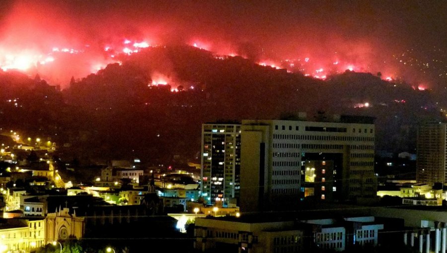 Triste realidad en Valparaíso: Millonaria inversión en estanques para combatir incendios se encuentra prácticamente abandonada