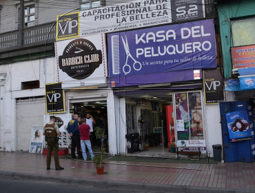 Descubren venta ilegal de alcohol en peluquería y barbería de Antofagasta