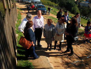 Minvu anuncia la construcción de 184 kilómetros de veredas en 39 comunas
