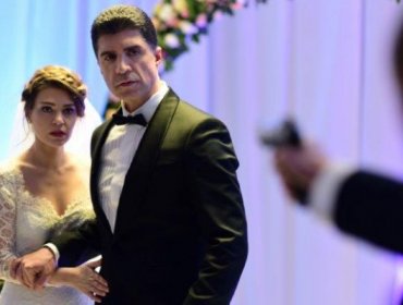 Luego de dos meses al aire, Chilevisión saca de su programación la teleserie "Amor Eterno"