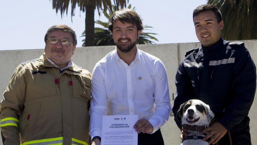 Bomberos comenzó a administrar los 672 estacionamientos del plan de Valparaíso