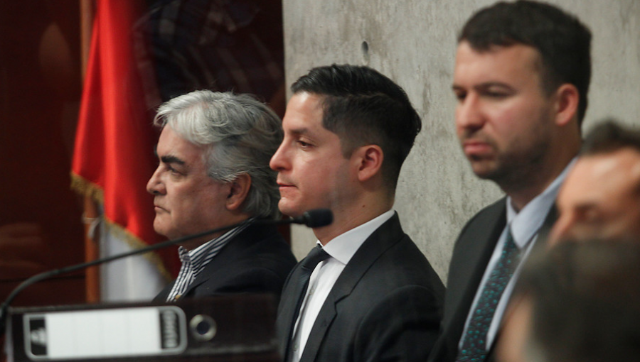 Arraigo nacional y firma para ex cónsules formalizados por tráfico de inmigrantes