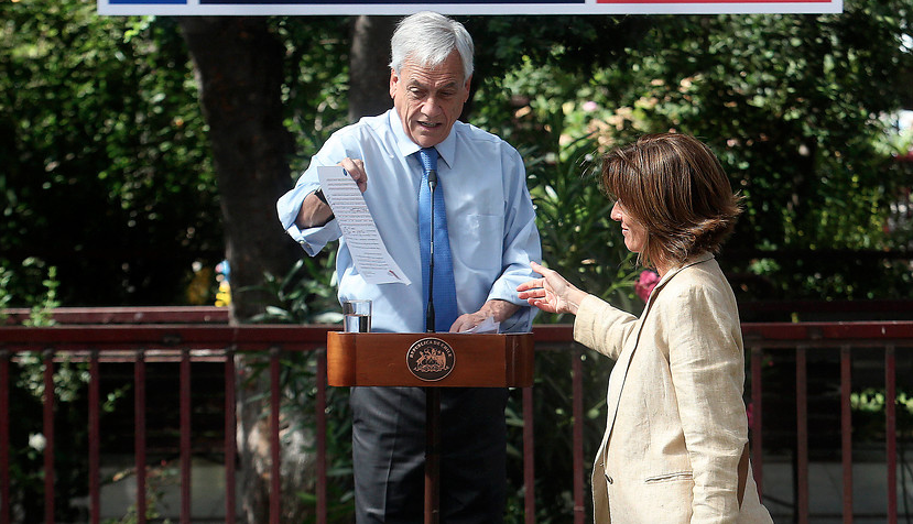 Por "industria de la educación": Piñera reconoce que debió usar un término más preciso