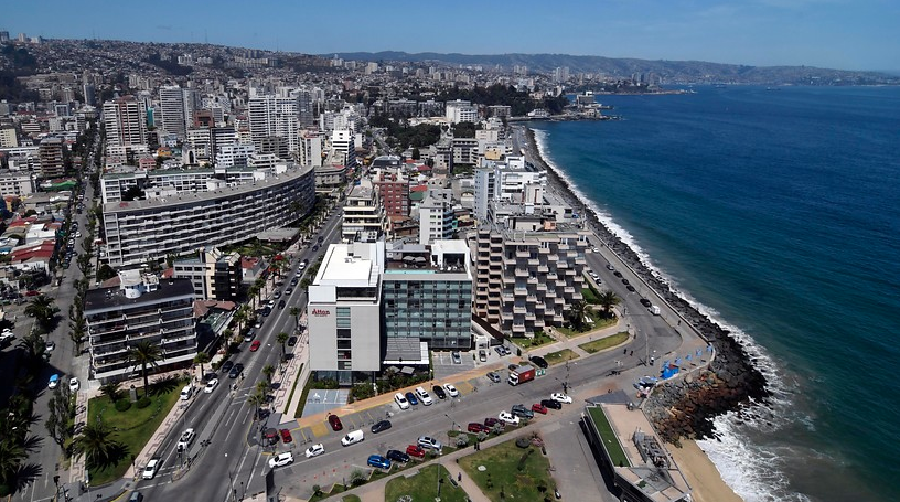 Viña del Mar: Encuentran cadáver de mujer flotando frente a la costa de la Av. Perú