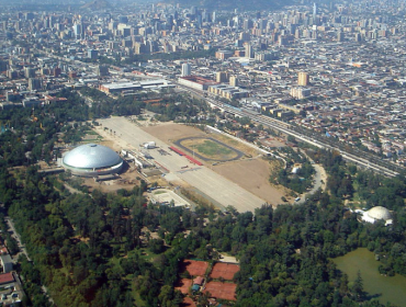 Estrenan nuevo alumbrado público led en calles cercanas al parque O'Higgins