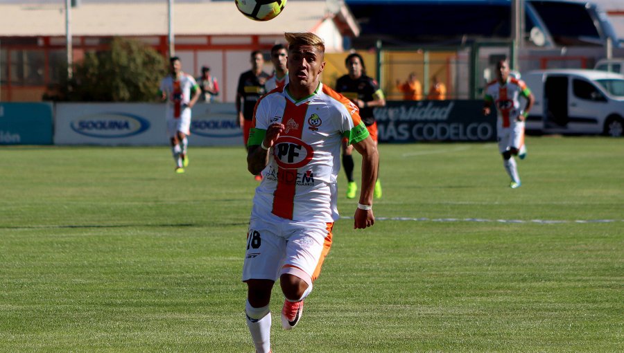 Increíble: Colo Colo no registró a tiempo el contrato de Juan Carlos Gaete