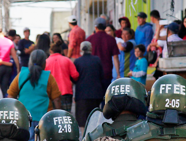 Vendedores ambulantes de Viña presentaron acciones legales contra la Municipalidad y Carabineros