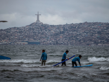 Gobierno compromete plan para normalizar la temporada estival en Coquimbo tras sismo