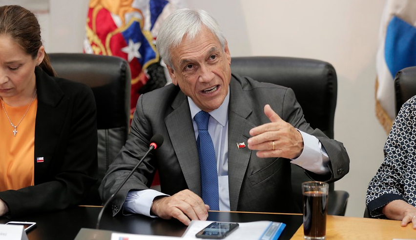 Piñera y críticas por respaldo a Guaidó: "Apoyar a un dictador es contribuir a la violencia"