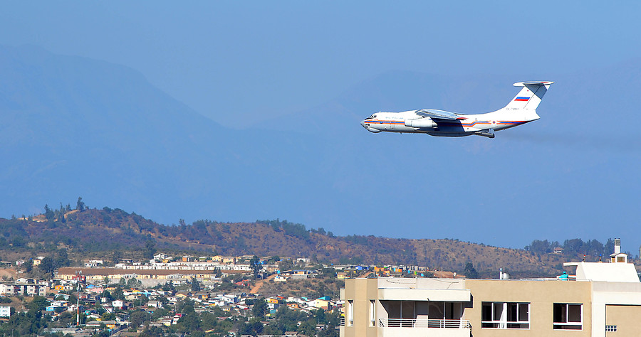 Avión ruso Ilyushin IL-76 llegará en febrero a combatir incendios forestales en Chile