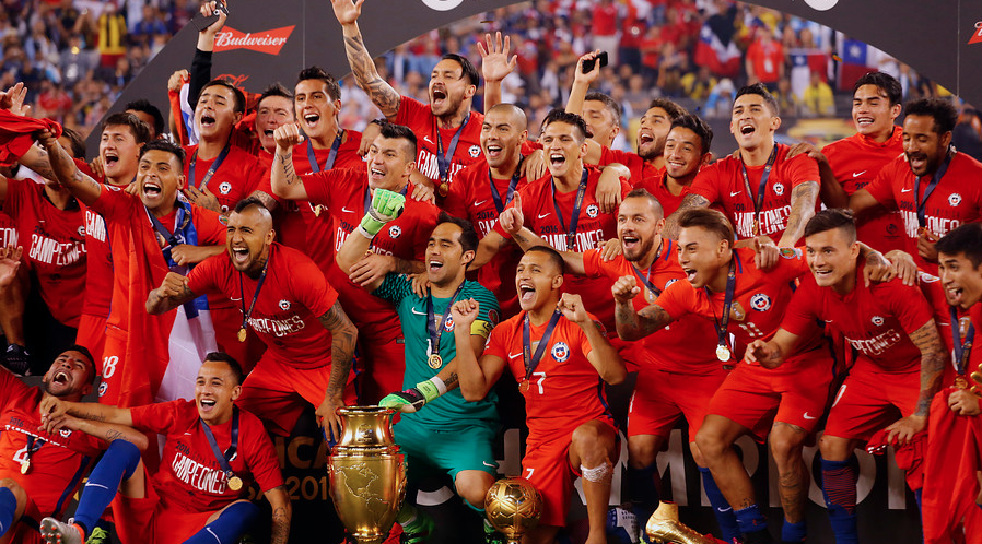 La Roja conocerá a sus rivales en la búsqueda de un histórico tricampeonato de América