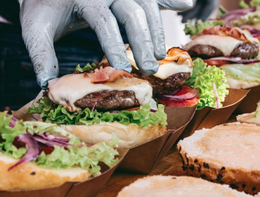 Tres niñas se intoxicaron luego de comer en dos locales de comida rápida de Viña