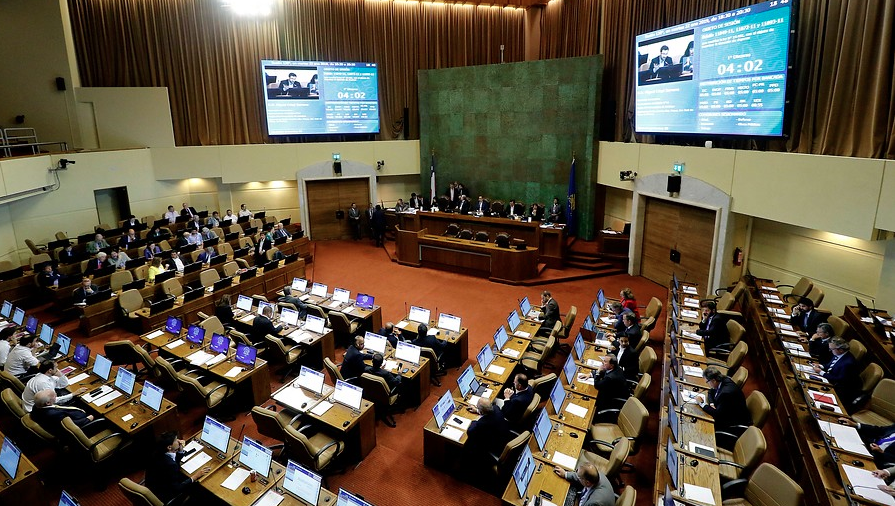 Diputados manifestaron su rechazo a proyecto que busca aumentar sesiones de la Cámara