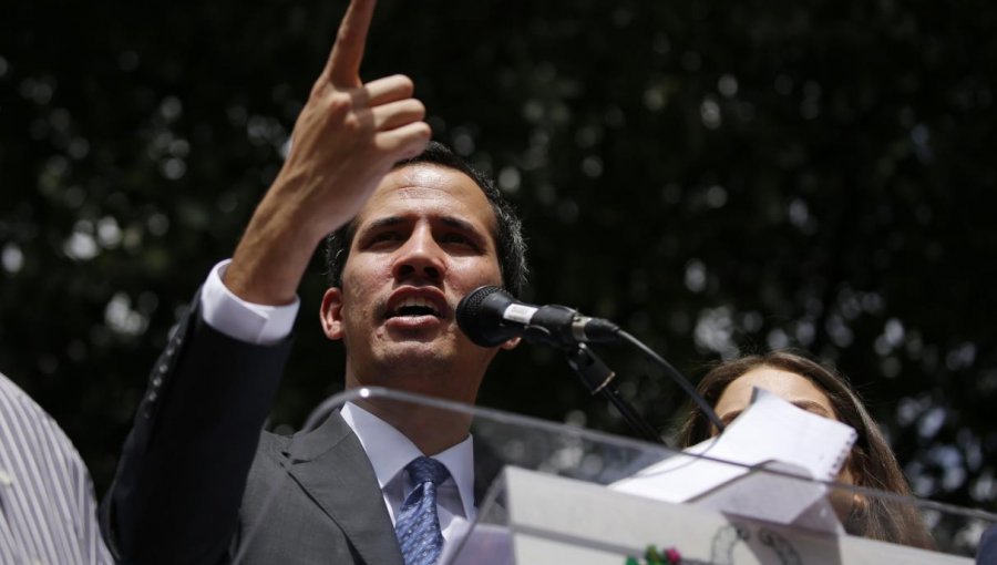 Tribunal Supremo de Justicia venezolano prohíbe a Juan Guaidó salir del país