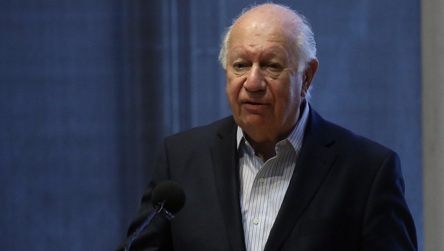 Ricardo Lagos cree que aún "quedan demasiados puntos en la oscuridad" en el homicidio de Frei Montalva