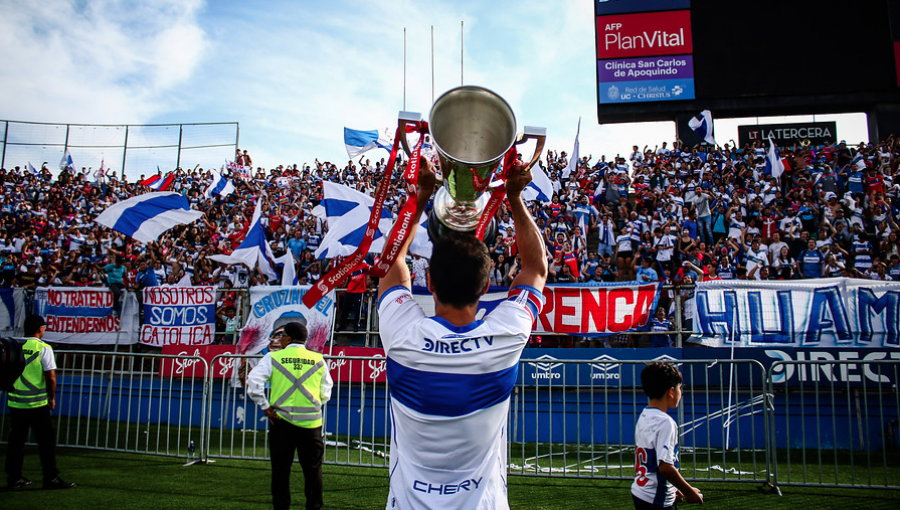 Hinchas de la UC baten récord de abonos para la temporada en San Carlos de Apoquindo