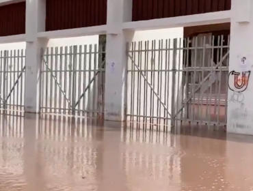 Serias inundaciones en Calama: Hasta el estadio de Cobreloa llegó desborde del río Loa