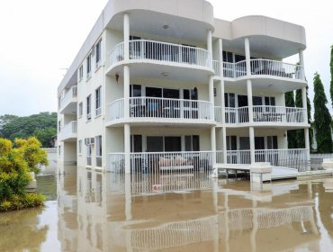 Inundaciones en Australia provocan destrucción de viviendas y presencia de cocodrilos en las calles