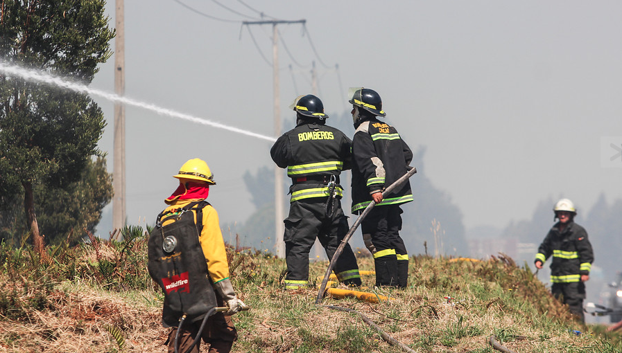 Intendente de La Araucanía advirtió que aplicarán Ley Antiterrorista de comprobar intencionalidad en incendios