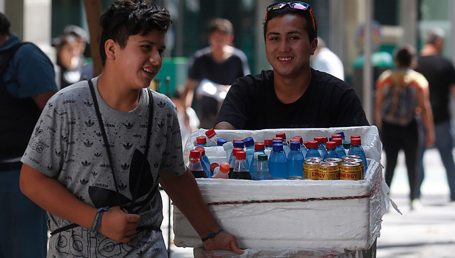 Tasa de ocupación informal de octubre-diciembre llegó a 29,7%: cayó 0,3% durante 2018