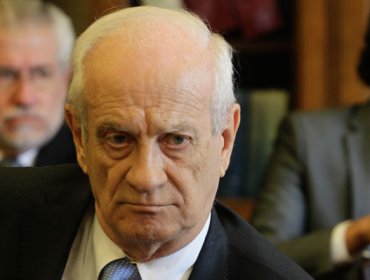 Ex embajador de Chile en Venezuela blindó a Bachelet de críticas del canciller Ampuero