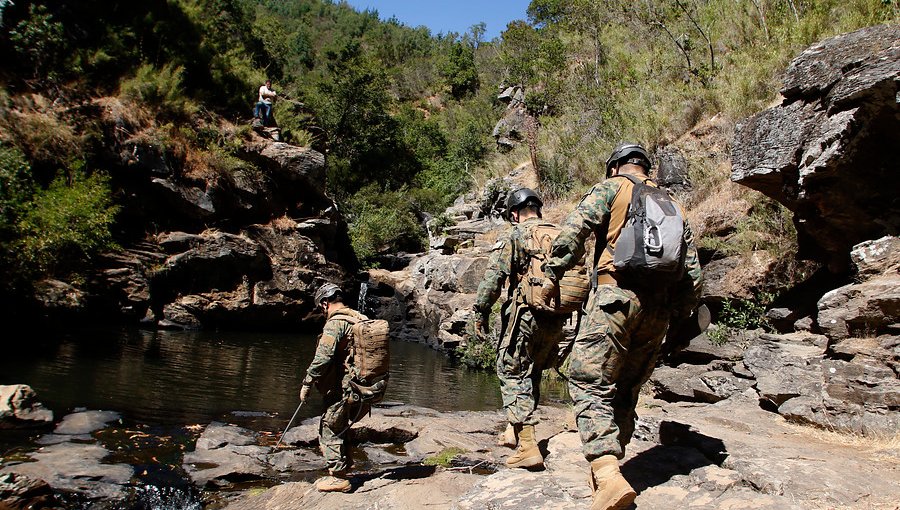 Ejército busca a cabo de la institución que lleva 18 días desaparecido en el parque Radal Siete Tazas