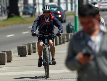 Estudio revela que el 84% de los ciclistas utiliza casco mientras se transporta