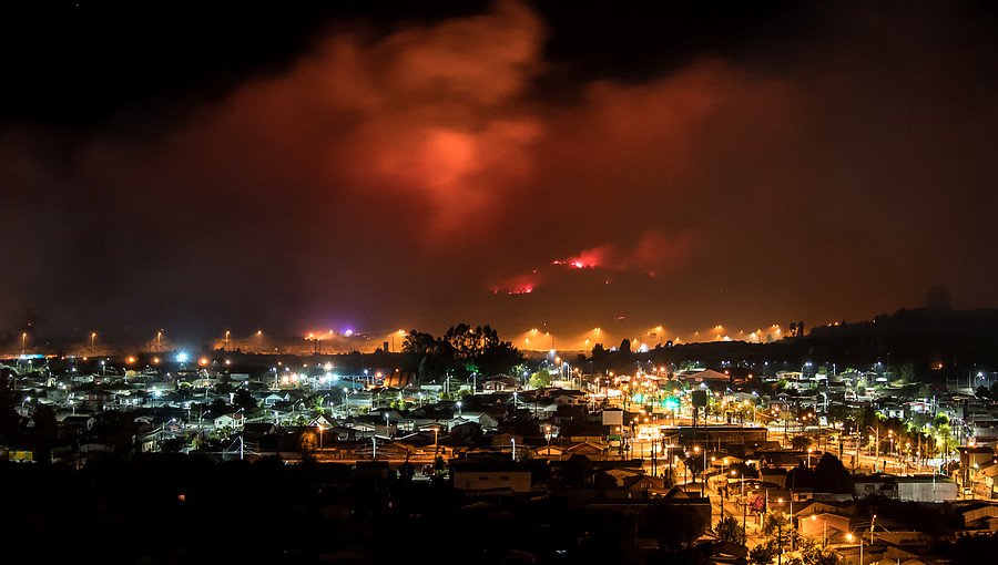 Ministro de Agricultura por incendios forestales: "Aún queda una temporada muy difícil"