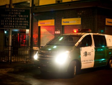 Apuñalan a un sujeto por la espalda en Quilicura: se investiga ajuste de cuentas