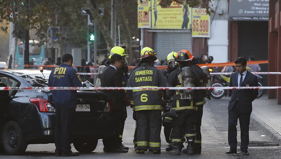 Bomberos confirma hallazgo de botellas con cianuro y arsénico en colegio de Providencia