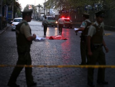 Ex funcionario de la PDI disparó y mató a delincuente que intentó asaltarlo en Estación Central