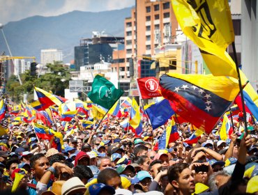 Gobierno anuncia envío de 17 toneladas de ayuda humanitaria para Venezuela