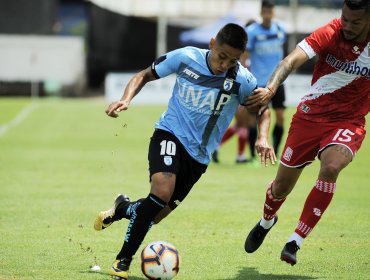 Iquique y Curicó comenzaron el torneo con un deslucido empate