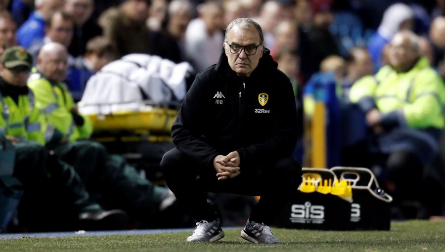 Sancionan al Leeds de Marcelo Bielsa con millonaria multa